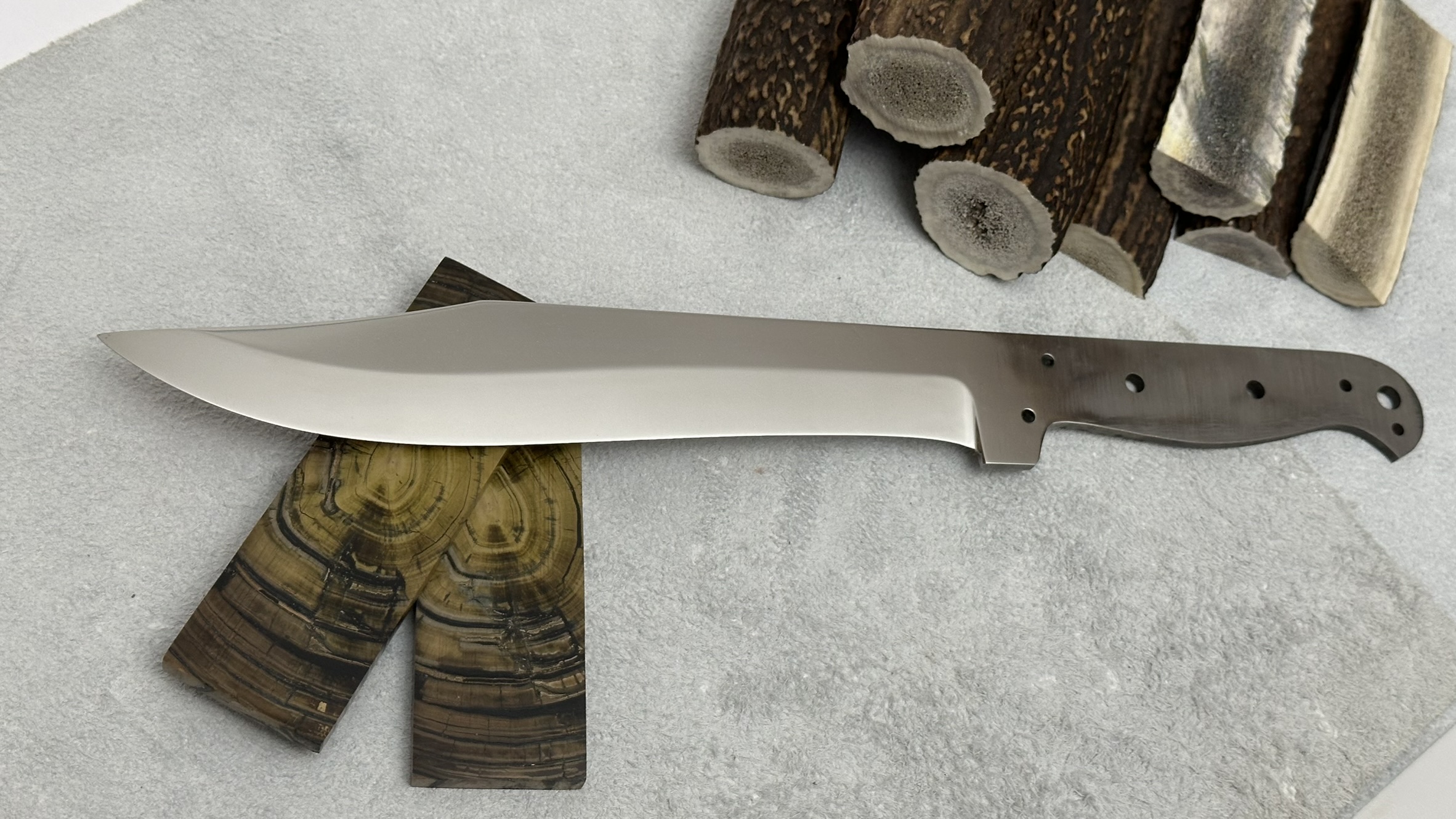 Big Bowie 10" Full Tang - D2 Čepel